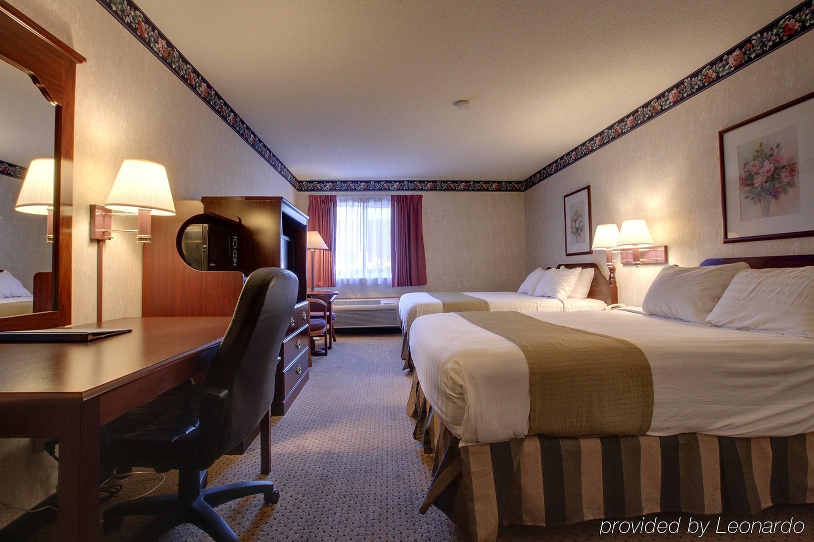 Americas Best Value Inn&Suites Saint Charles Chambre photo