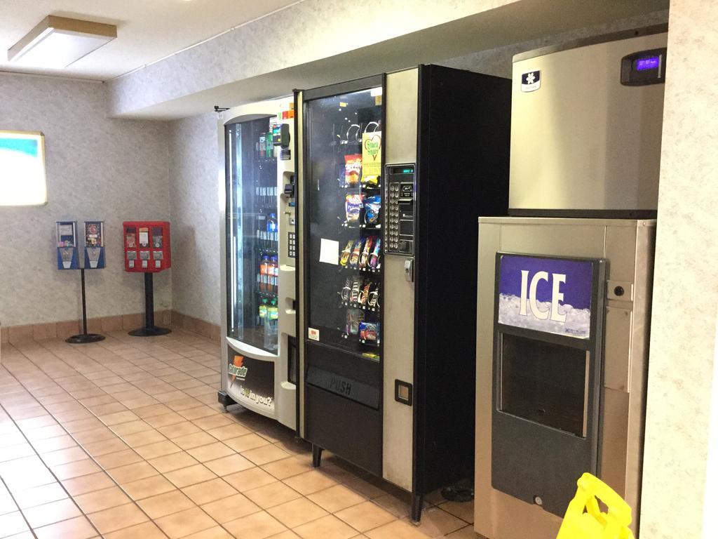 Americas Best Value Inn&Suites Saint Charles Extérieur photo
