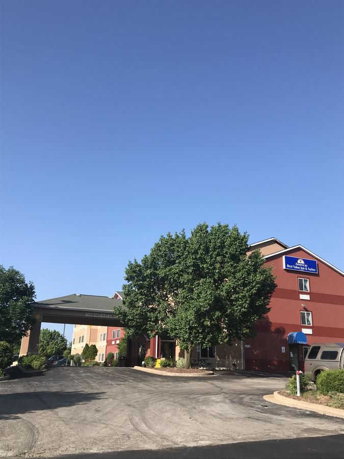 Americas Best Value Inn&Suites Saint Charles Extérieur photo