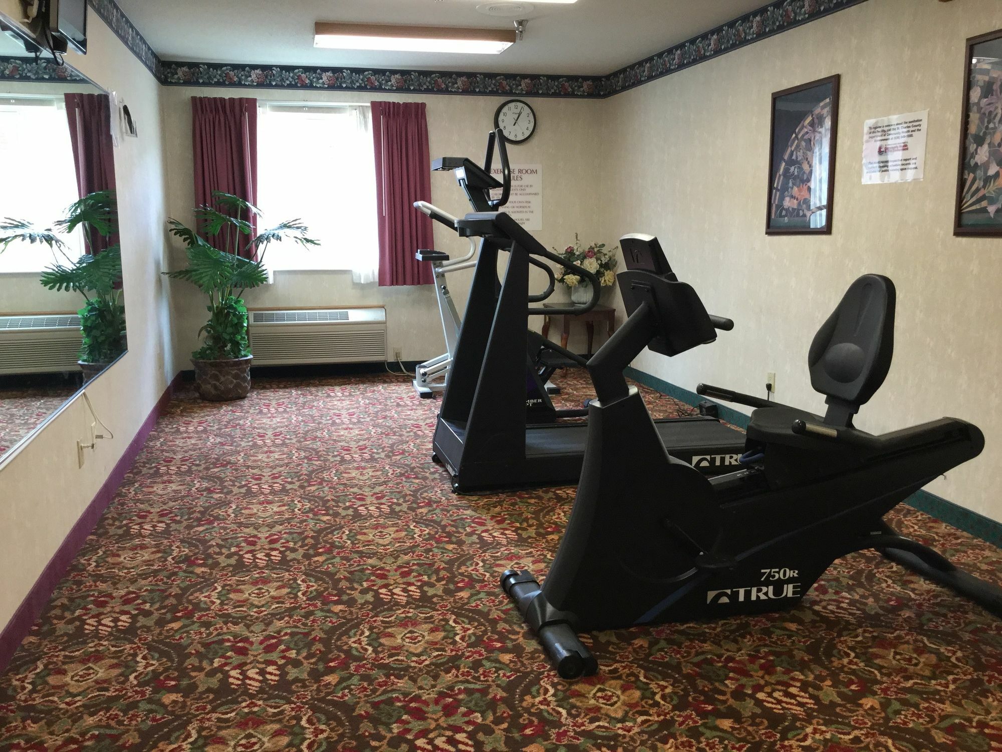 Americas Best Value Inn&Suites Saint Charles Extérieur photo