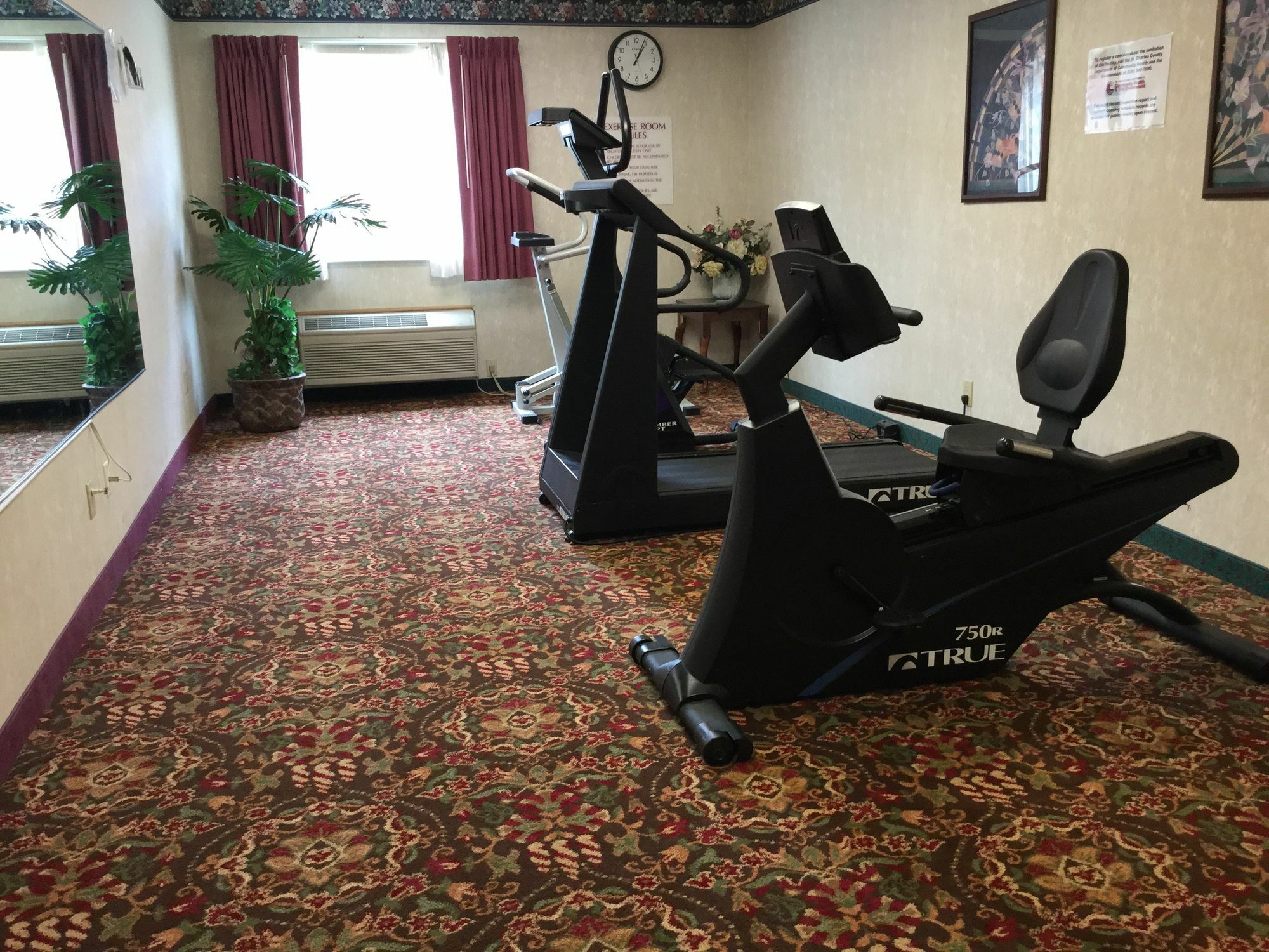 Americas Best Value Inn&Suites Saint Charles Extérieur photo