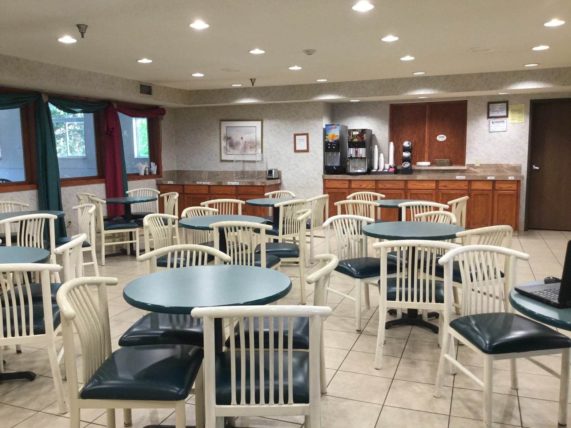 Americas Best Value Inn&Suites Saint Charles Extérieur photo